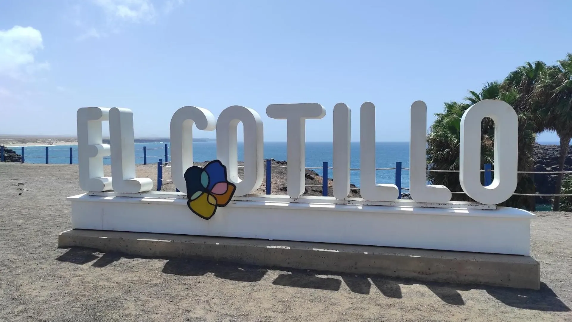 Enjoy Cotillo דירה